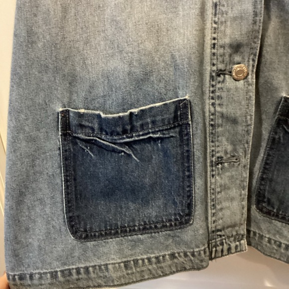 Old navy jean jacket - Picture 4 of 9